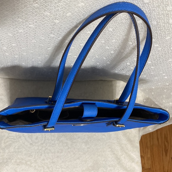 *SOLD*MICHAEL Michael Kors Jet Set Travel LG NS Saffiano Leather Tote In Blue - Picture 13 of 15